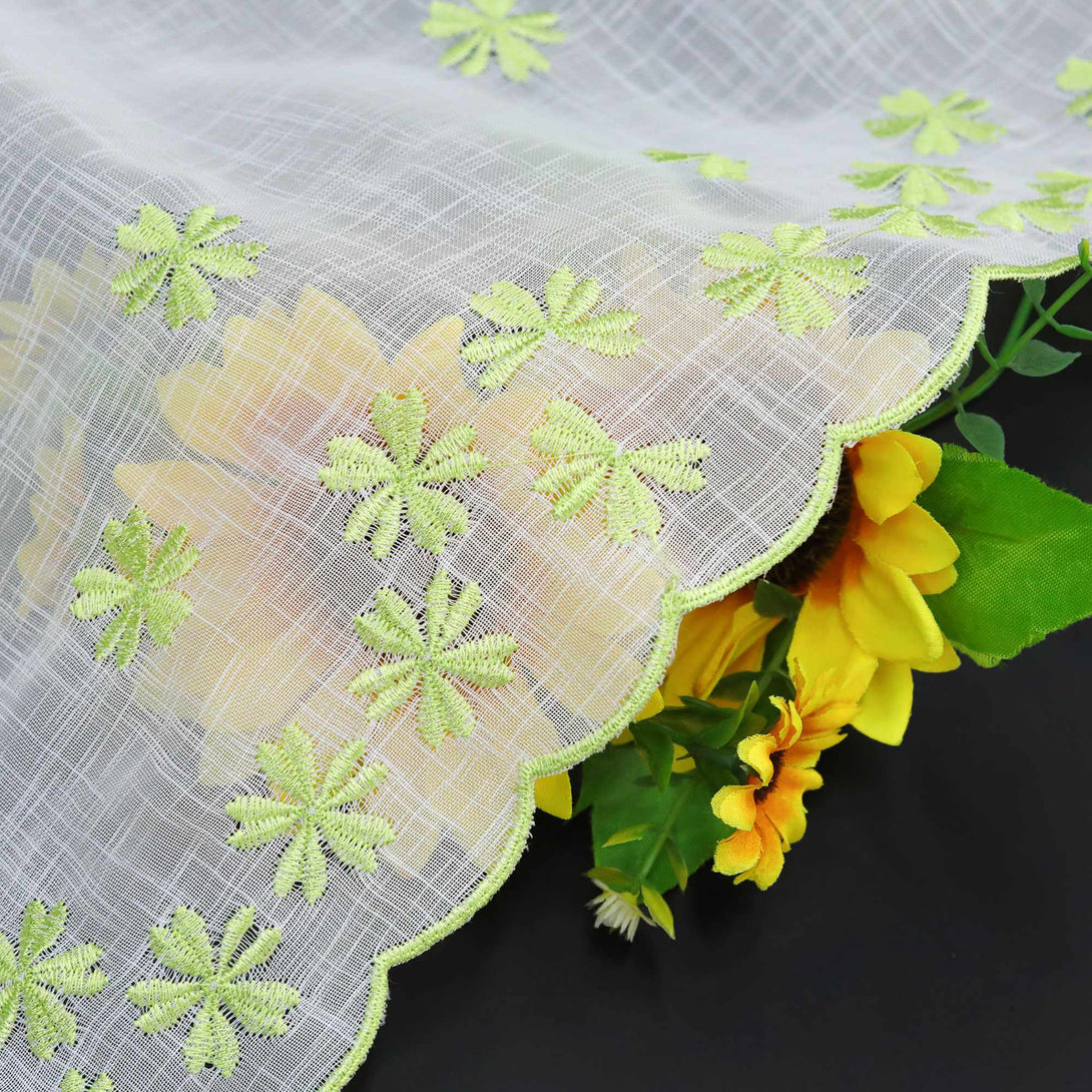Scheibengardinen mit kleinen Blumenmuster Stickerei im Landhausstil - Joyswahl